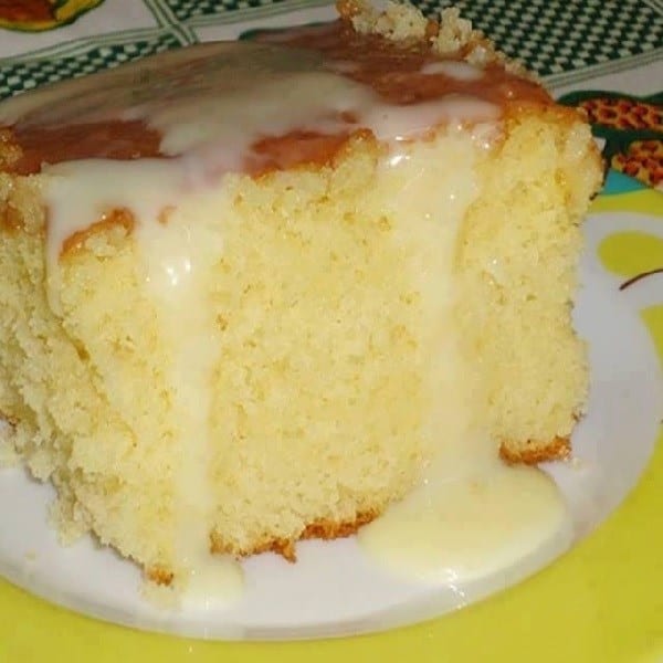 Bolo De Leite de Coco