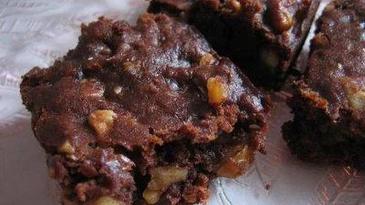 Brownie de banana com chocolate