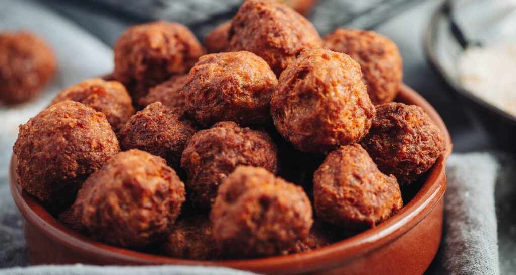 Bolinho de carne moída