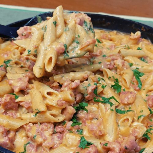 Macarrão cremoso na panela de pressão