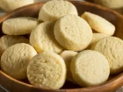 Ler matéria: Como fazer biscoitos amanteigados de queijo e biscoito de maizena com leite ninho