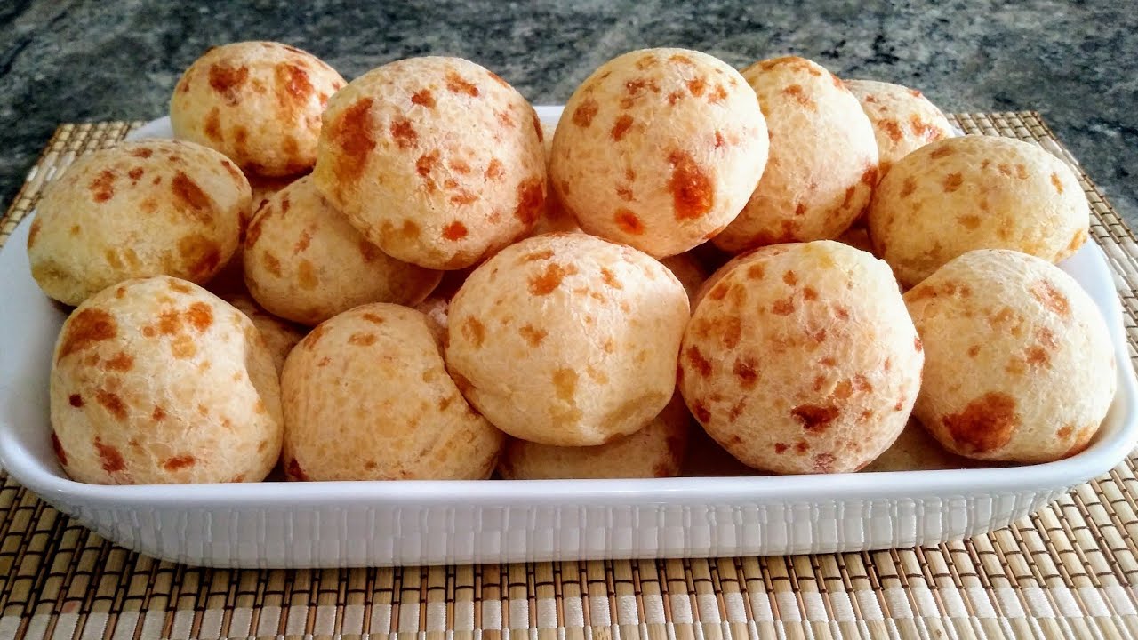 Como fazer a receita de pão de queijo tradicional 