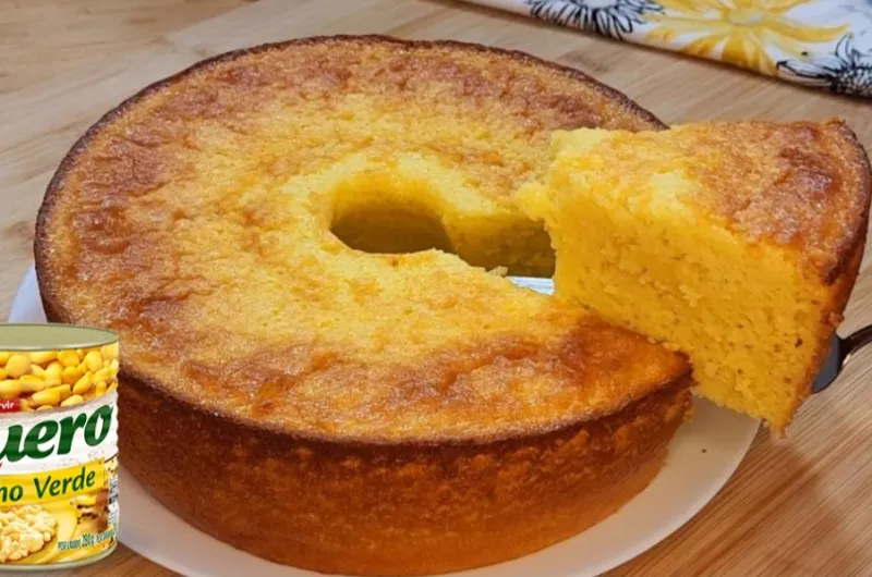 Bolo de milho com leite condensado