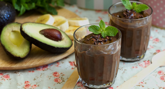 Como fazer mousse de chocolate com abacate