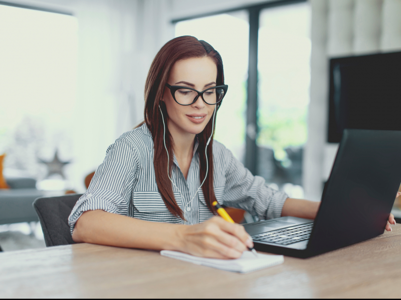 Melhores Cursos Grátis para Mulheres acima dos 35