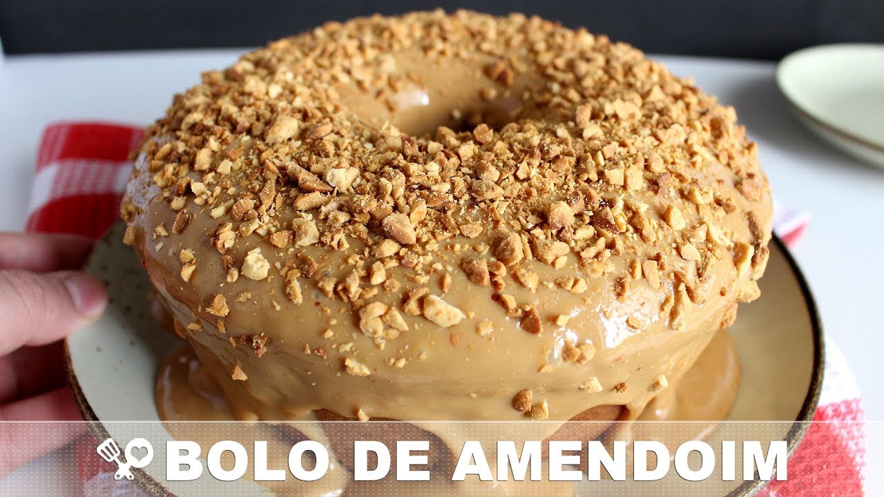 bolo de amendoim