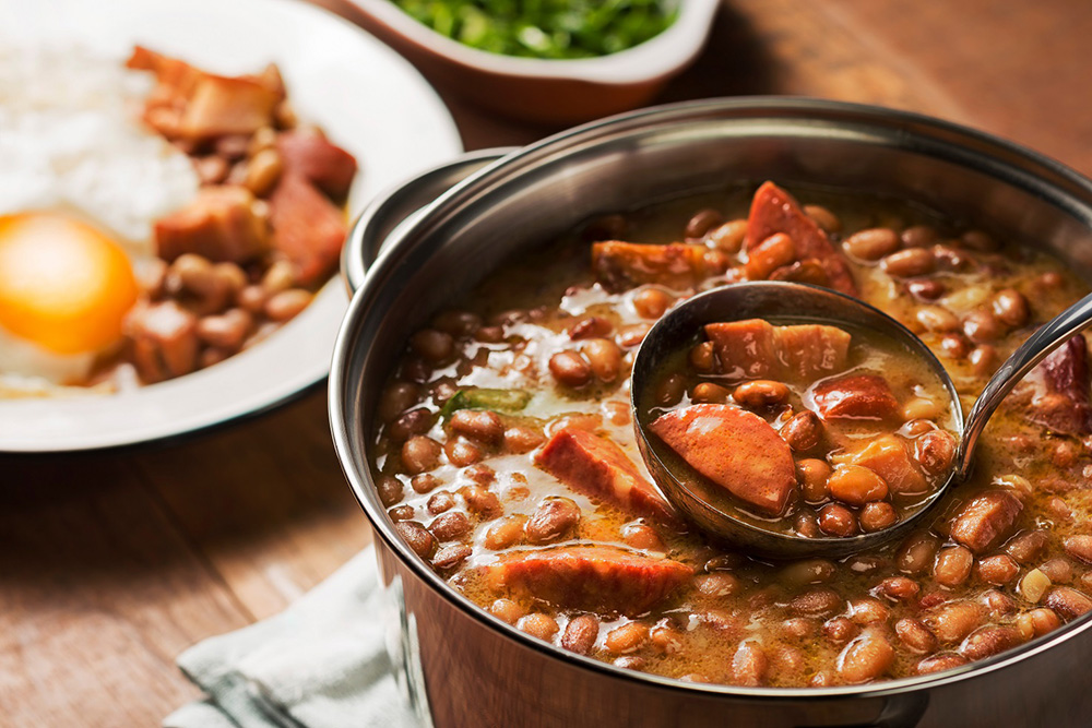 feijão com carne seca e abóbora