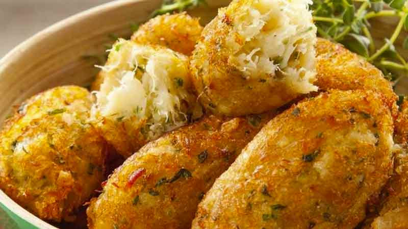 Bolinho de bacalhau com batata