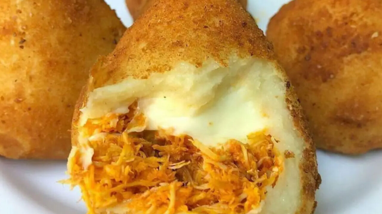 Coxinha com massa de leite