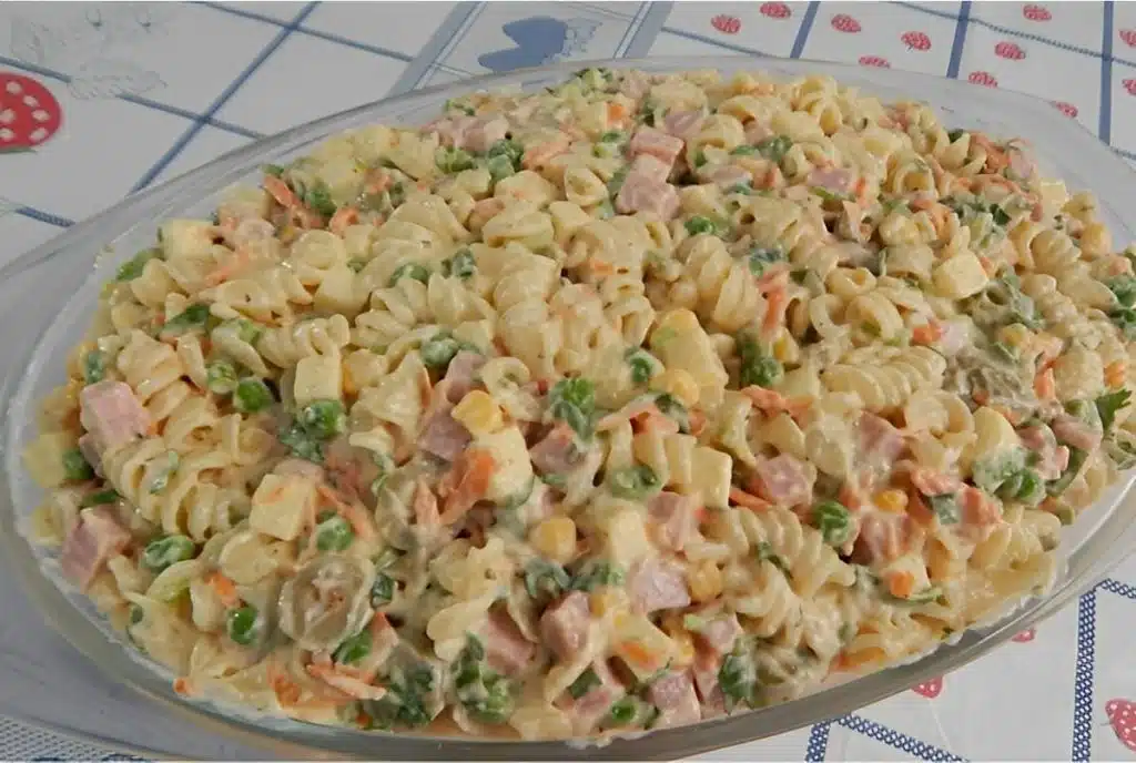 Salada de macarrão