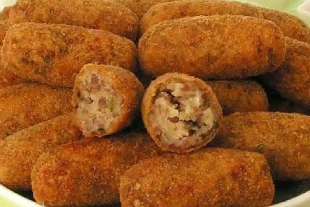 Croquete de carne moída