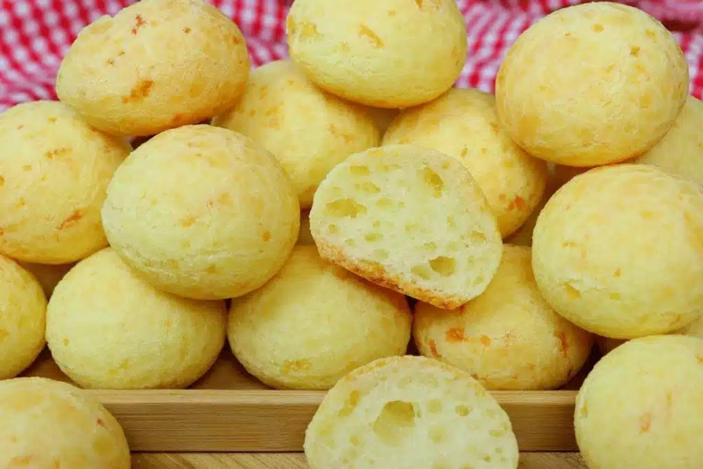 pão de queijo caseiro